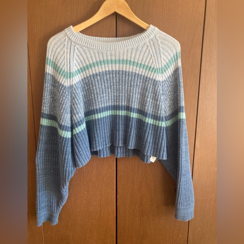 Aeropostale cropped blue stripey sweater size L